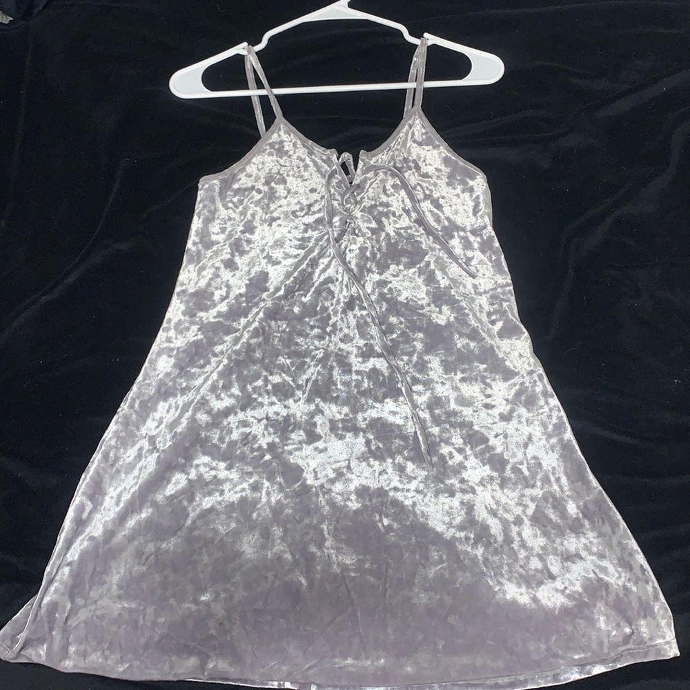 Forever 21 velvet dress